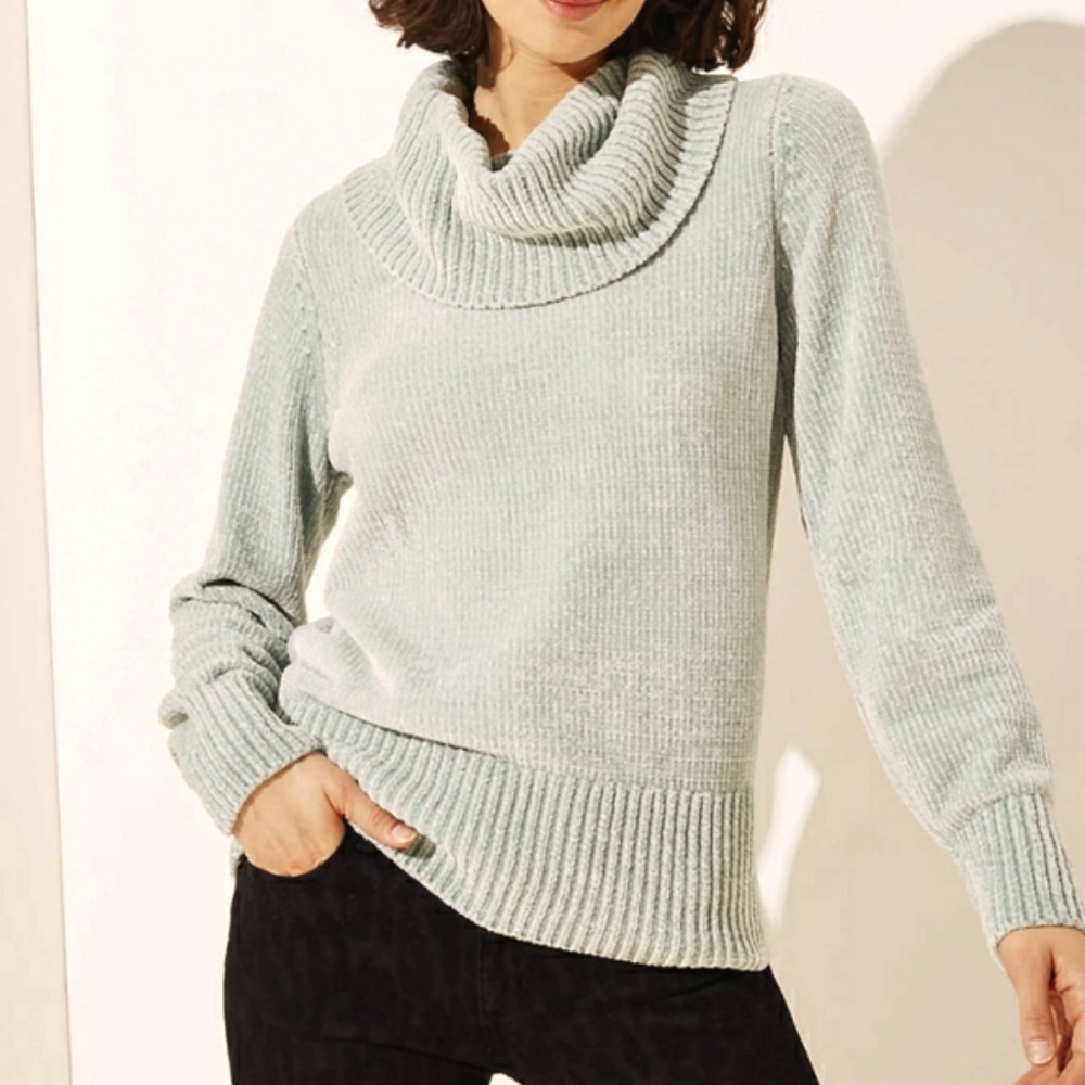 Loft Sweater Cozy Chenille Cowl Neck Sweater Sage Green size Medium
